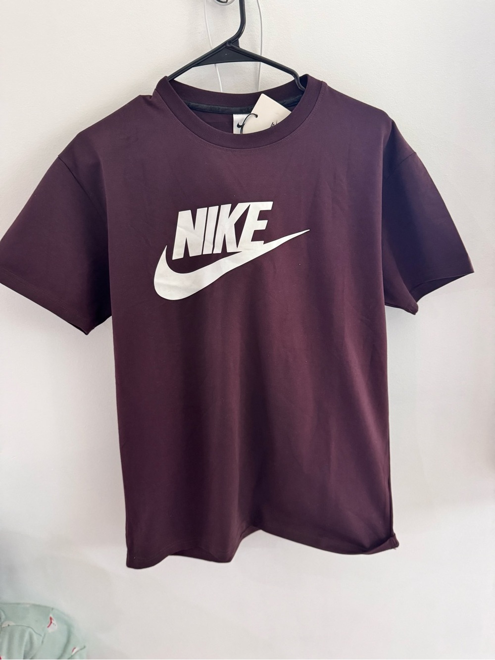 Nike Short Sleeve Tee in Burgundy with White Swoosh
